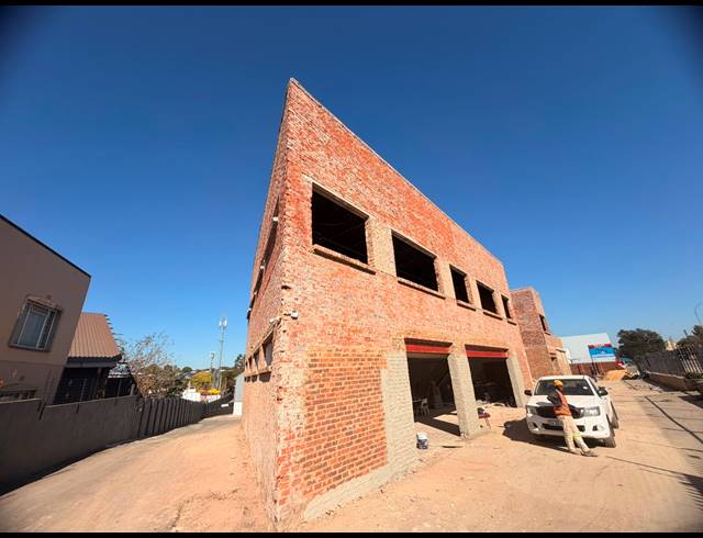 330M² WAREHOUSE TO LET IN EASTLEIGH